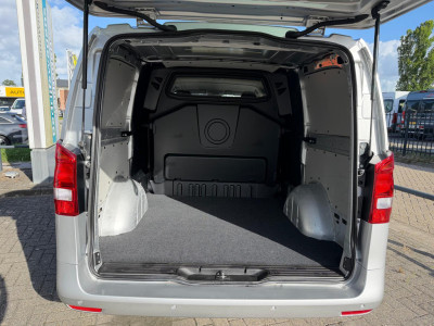 Mercedes-Benz Vito 119 CDI DC L2 E6 | 2x schuifdeur | Marge (geen btw) | Amg Edition | Skai leder foto 6
