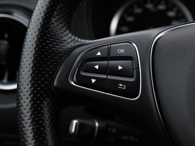 Mercedes-Benz Vito 119 CDI L2 Black Edition Camera, Cruise, Carplay, LED, Automaat, 190pk, Trekhaak, Multimedia, Sensoren, Uniek! foto 19