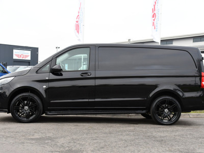 Mercedes-Benz Vito 119 CDI L2 Black Edition Camera, Cruise, Carplay, LED, Automaat, 190pk, Trekhaak, Multimedia, Sensoren, Uniek! foto 9