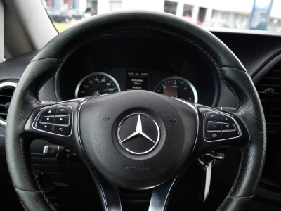Mercedes-Benz Vito 119 CDI L2 Black Edition Camera, Cruise, LED, 190pk, Automaat, Leder, Trekhaak, Multimedia, Stoelverwarming, Uniek! 14