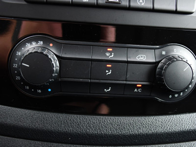 Mercedes-Benz Vito 119 CDI L2 PB Edition Camera, Cruise, Carplay, 190pk, LED, Multimedia, Automaat, Uniek! 20