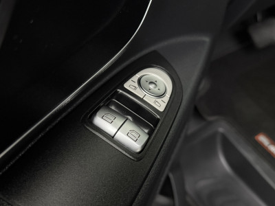 Mercedes-Benz Vito 119CDi Automaat XXLang | Leder | Navigatie | Camera | Airco | Cruise | Trekhaak foto 9