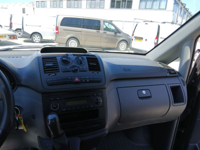 Mercedes-Benz Vito 120 CDI 320 204 pk/airco/3pers/autom 4