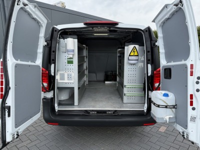 Mercedes-Benz Vito 66 kWh / FULL ELECTRIC / SOH 93%  / L2H1 / AUTOMAAT / BOTT INRICHTING / 1e EIG. / CAMERA / 3-ZITS / CRUISE foto 6
