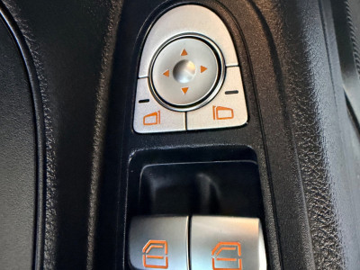 Mercedes-Benz Vito Automaat 116 CDI 160pk euro6 Lang L2H1, 3Persoons, Airco, CruiseControl, Navigatie, Trekhaak, RIJKLAARPRIJS! foto 16