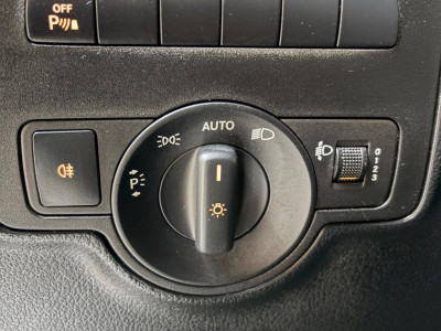 Mercedes-Benz Vito Automaat 116 CDI 160pk euro6 Lang L2H1, 3Persoons, Airco, CruiseControl, Navigatie, Trekhaak, RIJKLAARPRIJS! foto 17