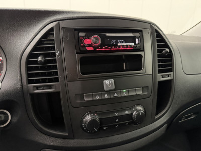 Mercedes-Benz Vito Automaat Personenbus | 9-Persoons | Extra Lang | Prijs incl BTW EUR 28737,50 | Airco | Cruise | 2-2-2-3 Stoelopstelling foto 17