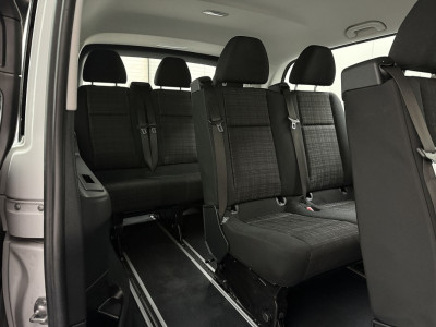 Mercedes-Benz Vito Automaat Personenbus | 9-Persoons | Extra Lang | Prijs incl BTW EUR 28737,50 | Airco | Cruise | 2-2-2-3 Stoelopstelling foto 21