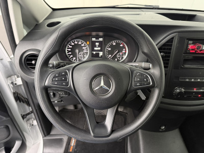 Mercedes-Benz Vito Automaat Pro Extra Lang 9-Persoons | Kombi | Personsnbus | Airco | Cruise | 2-2-2-3 Stoelopstelling | Prijs Inclusief € 25.289,-- 14