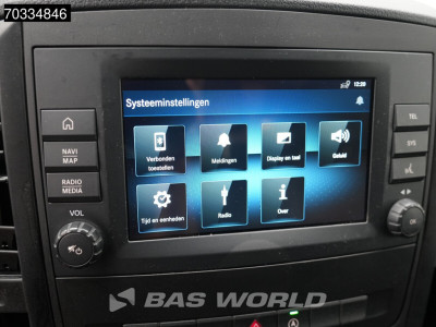 Mercedes-Benz Vito 114 Automaat L2H1 Airco Cruise Camera Parkeersensoren Euro6 L2 Airco Cruise control foto 19