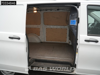 Mercedes-Benz Vito 114 Automaat L2H1 Airco Cruise Camera Parkeersensoren Euro6 L2 Airco Cruise control foto 9