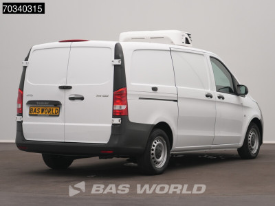 Mercedes-Benz Vito 114 Koel/Vrieswagen Kerstner Carrier Airco Cruise Camera Euro6 L2H1 Koel Koeler Kühl Kühler Kühlwagen Kühlkasten Vries Frigo Airco Cruise control foto 2