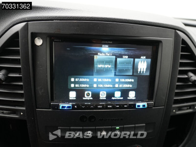 Mercedes-Benz Vito 116 Automaat L3H1 Black Edition 160PK Trekhaak Airco Cruise Parkeersensoren v+a Euro6 L3 Extra Lang XL Airco Trekhaak Cruise control 16