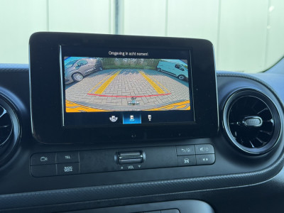 Mercedes-Benz eCitan 112 Pro L2H1 / 51 kWh / 2.469 KM / ** RIJKLAAR ** /  LED HIGH PERFORMANCE KOPLAMPEN / CAMERA / ECC / TREKHAAK / STOELVERW foto 16