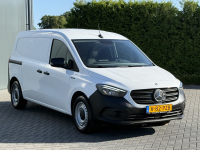 Mercedes-Benz eCitan 112 Pro L2H1 / 51 kWh / 2.469 KM / ** RIJKLAAR ** /  LED HIGH PERFORMANCE KOPLAMPEN / CAMERA / ECC / TREKHAAK / STOELVERW foto 4