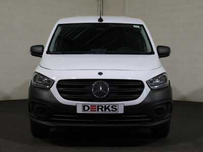 Mercedes-Benz eCitan 51 kWh Mbux Snelladen Camera foto 5