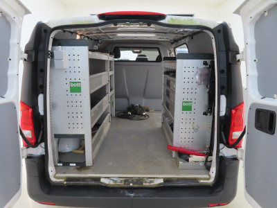 Mercedes-Benz eVito Lang 66 kWh Bott Vario Inrichting foto 3