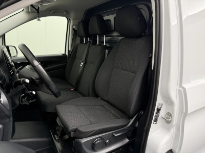Mercedes-Benz eVito Lang | Elektrisch SOH 93,6% | Led | Multimedia | Camera | Airco | Cruise | 3-Zits foto 19