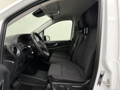 Mercedes-Benz eVito Lang | Elektrisch SOH 93,6% | Led | Multimedia | Camera | Airco | Cruise | 3-Zits foto 20