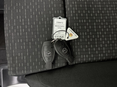 Mercedes-Benz eVito Lang | Elektrisch SOH 93,6% | Led | Multimedia | Camera | Airco | Cruise | 3-Zits foto 8
