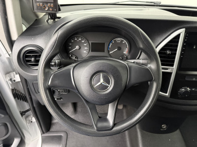 Mercedes-Benz eVito Lang Koelwagen 35Kwh | Achterdeuren | Airco | 3-Zits | Multimedia 14