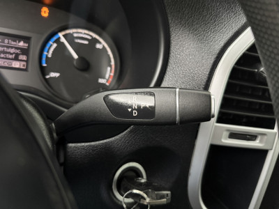 Mercedes-Benz eVito Lang Koelwagen 35Kwh | Achterdeuren | Airco | 3-Zits | Multimedia 15