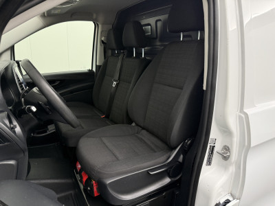 Mercedes-Benz eVito Lang Koelwagen 35Kwh | Achterdeuren | Airco | 3-Zits | Multimedia 17