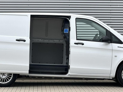 Mercedes-Benz eVito eVito 112 L2 60 kWh Pro NIEUW Luxe uitvoering foto 3