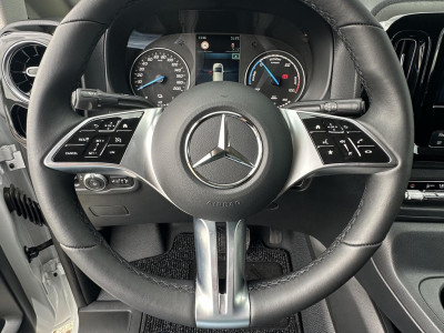 Mercedes-Benz eVito eVito 112 L2 60 kWh Pro NIEUW Luxe uitvoering foto 4