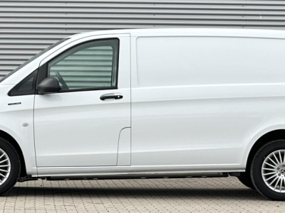 Mercedes-Benz eVito eVito 112 L2 60 kWh Pro NIEUW Luxe uitvoering foto 6