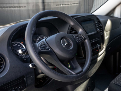 Mercedes-Benz eVito Tourer | 90KWH | WLPT 367KM | Volledig Elektrisch | SOH 97.5% | Camera | Navi | Stoelverw. | Airco | 3-Zits foto 11