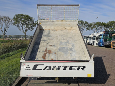 Mitsubishi CANTER FUSO 3 C 15 34 KIPPER foto 9