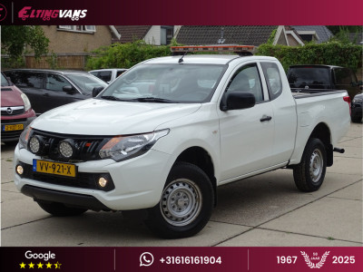 Mitsubishi L 200 2.4 DI-D Club Cab Invite
