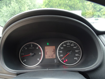 Mitsubishi L 200 2.4 DI-D Club Cab Invite foto 16