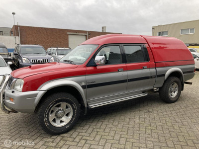Mitsubishi L 200 4x4 AUTOMAAT EUR 5750,- + 21% BTW  START NIET