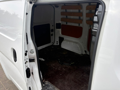 Nissan E-NV200 Business|MARGE|NAP|SOH 82%|achteruitrijcamera|stoel- stuurverwarming|airco|cruise|navi|lichtmetalen velgen foto 10