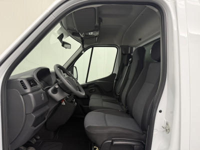 Nissan Interstar 2.3DCI 165PK Dubbellucht Bakwagen+Laadklep | Dakspoiler | Airco | Cruise | 3-Zits foto 19