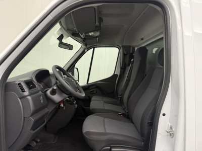 Nissan Interstar 2.3DCI 165PK Dubbellucht Bakwagen+Laadklep | Dakspoiler | Airco | Cruise | 3-Zits foto 21