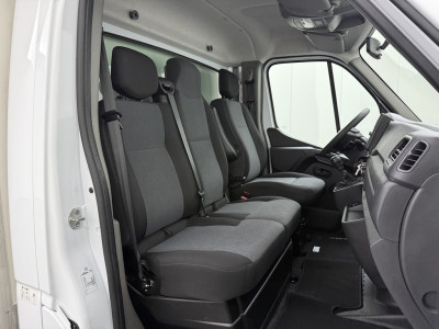 Nissan Interstar 2.3DCI 165PK Dubbellucht Bakwagen+Laadklep | Dakspoiler | Airco | Cruise | 3-Zits foto 21