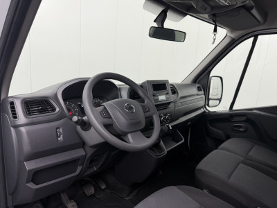 Nissan Interstar 2.3DCI 165PK Dubbellucht Bakwagen+Laadklep | Dakspoiler | Airco | Cruise | 3-Zits foto 3