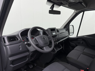 Nissan Interstar 2.3DCI 165PK Dubbellucht Bakwagen+Laadklep | Dakspoiler | Airco | Cruise | 3-Zits foto 3