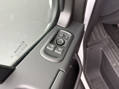 Nissan Interstar 2.3DCI 165PK Dubbellucht Bakwagen+Laadklep | Dakspoiler | Airco | Cruise | 3-Zits foto 8