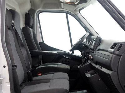 Nissan Interstar 2.3 dCi 135pk L2H2 N-Connecta Airco/Navi/Camera 02-2024 foto 3