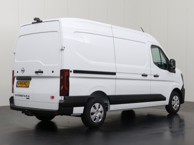 Nissan Interstar L2H2 Limited 87 kWh | Trekhaak 2500Kg | Airco | Cruise | Multimedia | Camera foto 2