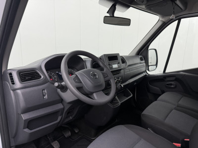 Nissan Master 2.3DCI 165PK Dubbellucht Bakwagen+Laadklep | Dakspoiler | Airco | Cruise | 3-Zits foto 3