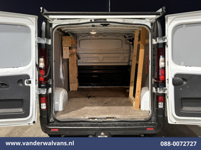 Nissan NV300 1.6 dCi 126pk L2H1 Euro6 Airco | Navigatie |  Imperiaal | Trekhaak | Cruisecontrol Parkeersensoren, Bijrijdersbank foto 2