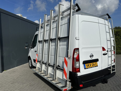 Nissan NV400 2.3 dCi 136 PK / GLASRESTEEL / L1H1 / IMPERIAAL / TREKHAAK / CAMERA / NAVI / ECC / CRUISE foto 16
