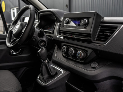 Nissan Primastar **dCi | L2H1 | Automaat | 150 PK | LED | Cruise | Airco | PDC | Euro 6** foto 2