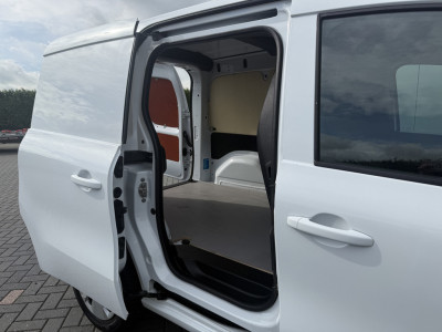 Nissan Townstar 1.3 TCe 131 PK TEKNA / BENZINE / L1H1 / CAMERA / AIRCO / CRUISE / BLINDSPOT / 3-ZITS / LED foto 7
