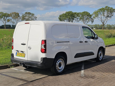 Opel COMBO 1.5 L2 2xZjdeur NAP Airco Trekhaak 1e Eigenaar Onderhoudshistorie 102Pk Euro6! foto 3